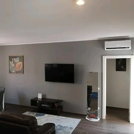 Domus Tiberio * ريميني