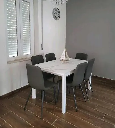 Apartment Domus Tiberio Rimini